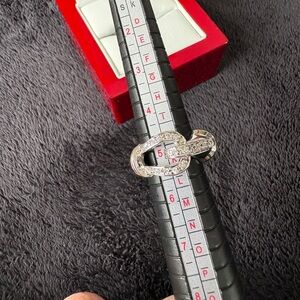 925 Silver “Hook & Eye Ring”
Beautiful with Strength 
A very famous Style.